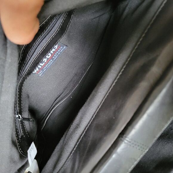 EUC WILSONS THE LEATHER EXPERTS BLACK GENUINE LEATHER LAPTOP MESSENGER BAG - Picture 13 of 16